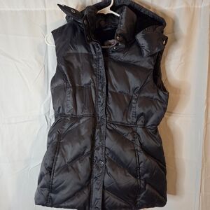 Roper Women's Sleek Black Down Filled Quilted Vest Detatchable Hood Size L